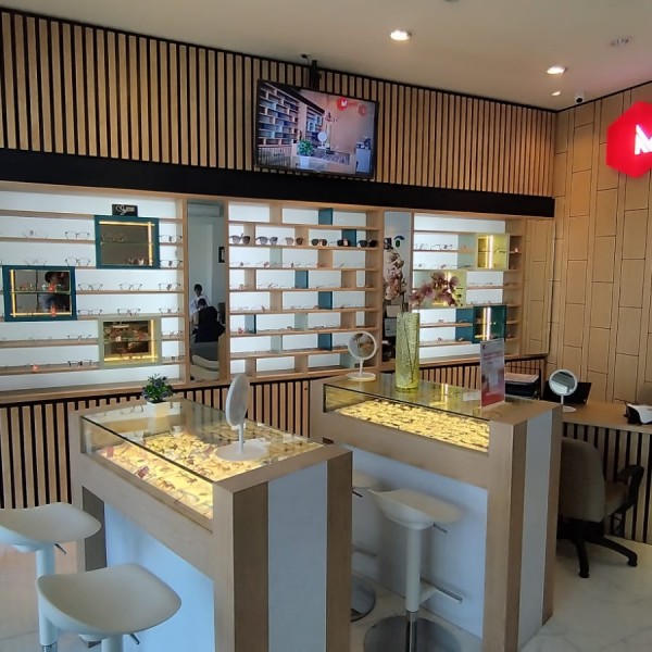 M Optik Java Pasuruan image 2