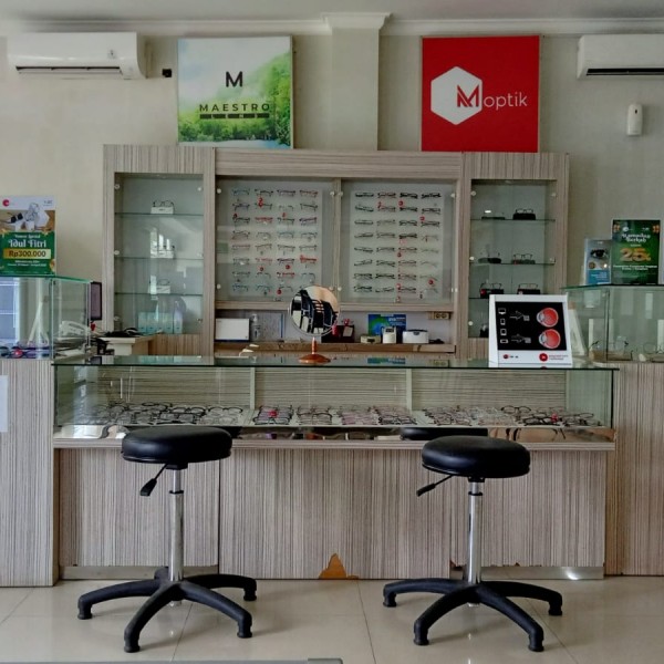 M Optik Anwari image 1